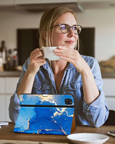 DTTO Case for iPad Pro 11 Inch 4th/3rd/2nd/1st Generation 2022/2021/2020/2018,Premium PU Leather Folio Stand Cover with Hand Strap,Fit iPad Air 4/5 - Auto Wake/Sleep,Multiple Viewing Angles, Brown