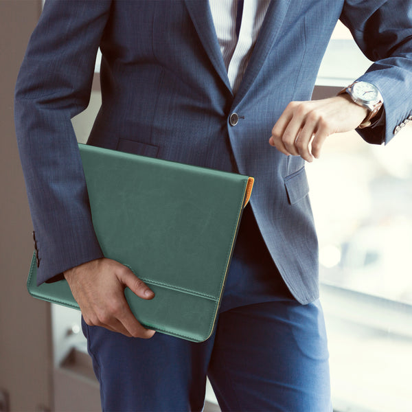 DTTO Rotating Case for iPad 10th Generation 10.9 Inch 2022, 360 Degree Rotating Premium Leather Folio Stand Protective Cover with Pencil Holder - Auto Wake/Sleep and Hand Strap, Brown